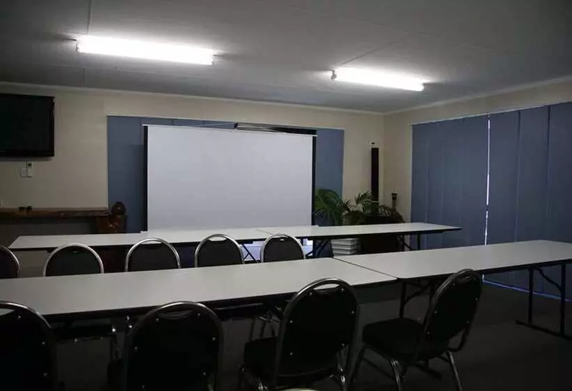 Lomakeskus Big4 Breeze Holiday Parks  Cania Gorge