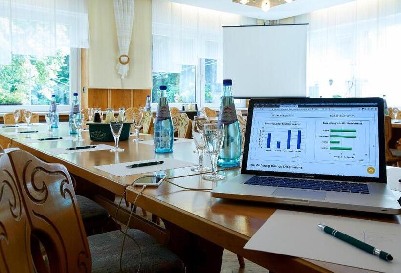 Tannmühle Hotel Und Restaurant Gmbh