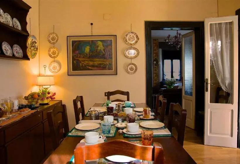 ベッドアンドブレックファースト Villa Ucci