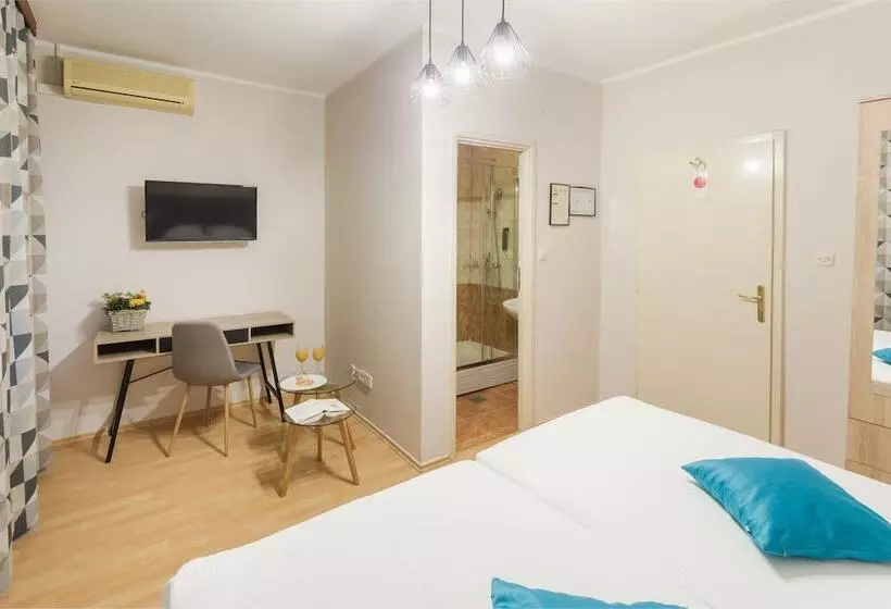 Hotelli Pansion Waldinger