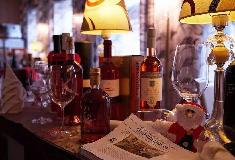 Hotelli Pansion Waldinger