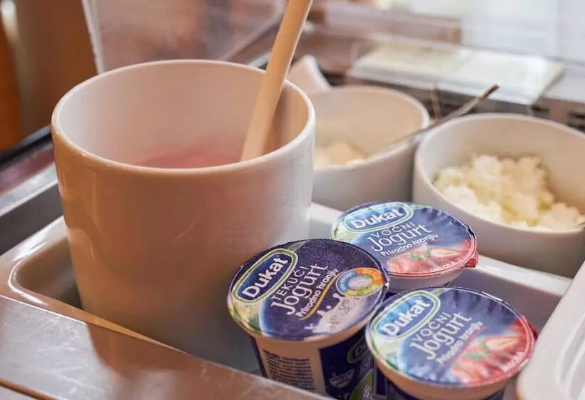 Hotelli Pansion Waldinger