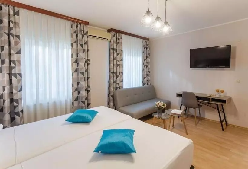 Hotelli Pansion Waldinger