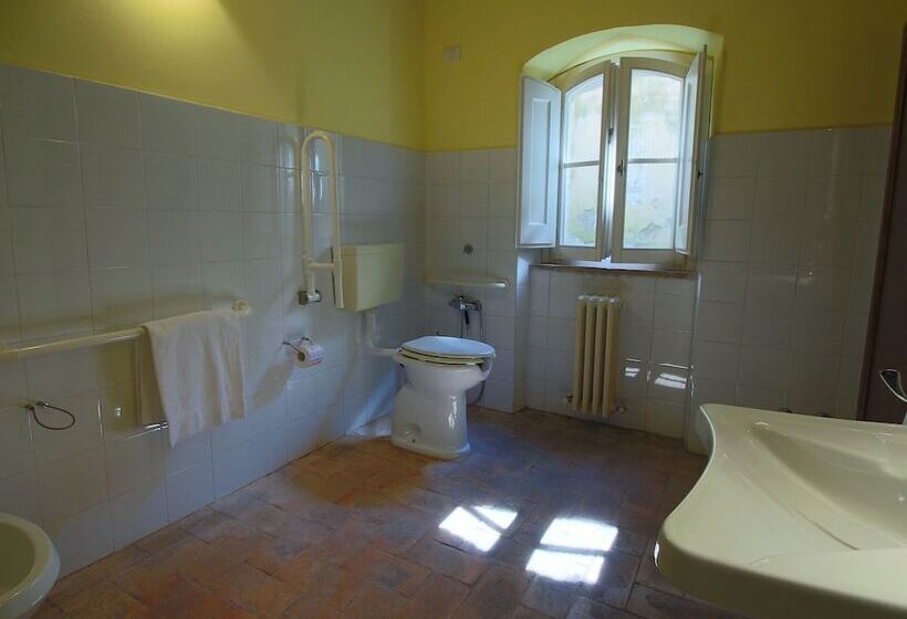 Luxurious Cottage With Pool In Assisi