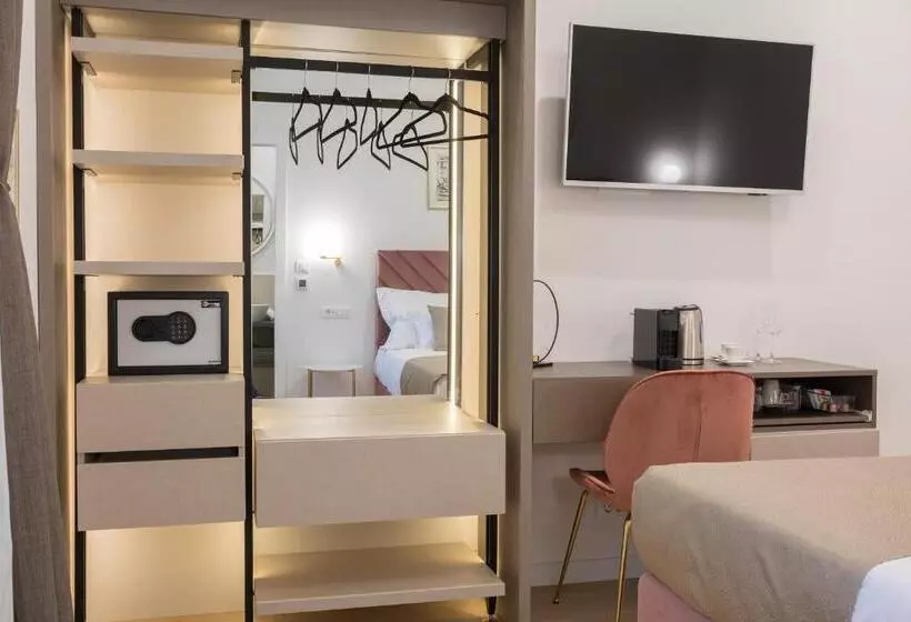 پانسیون Green Park Luxury Rooms