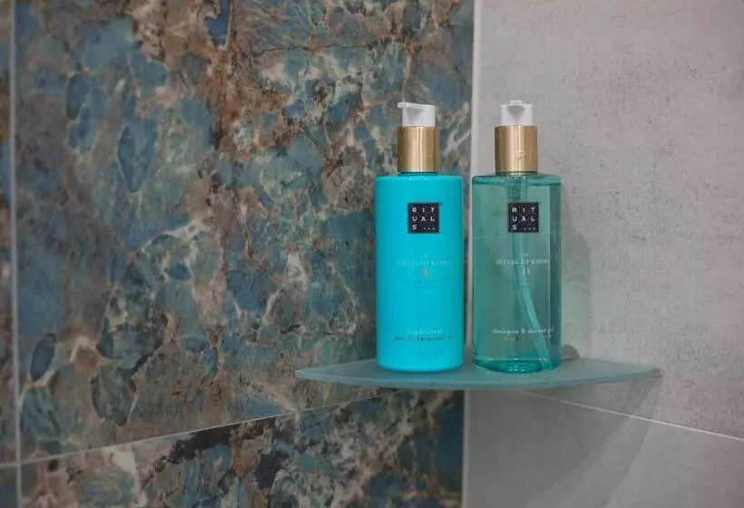 پانسیون Green Park Luxury Rooms