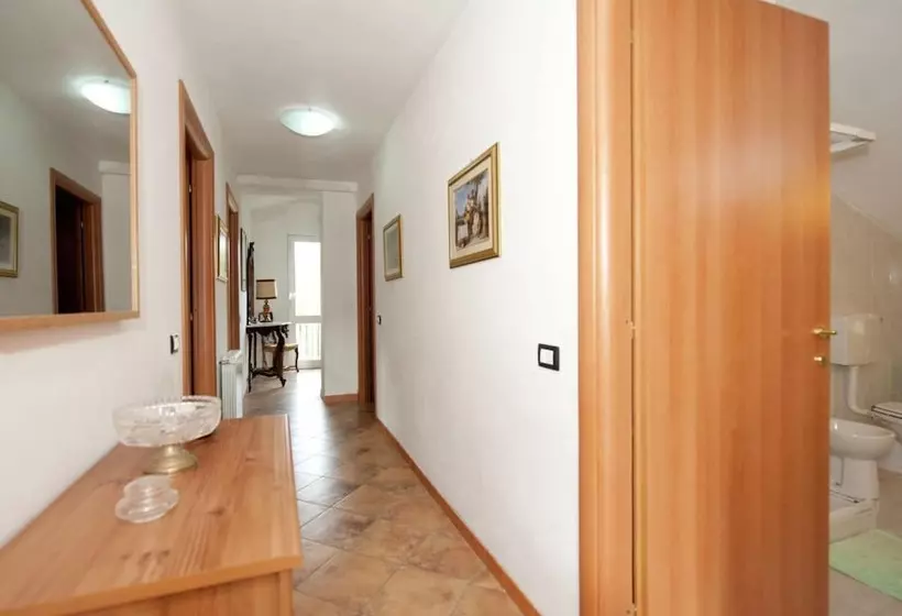 Stunning Cottage In Sesta Godano With Balcony