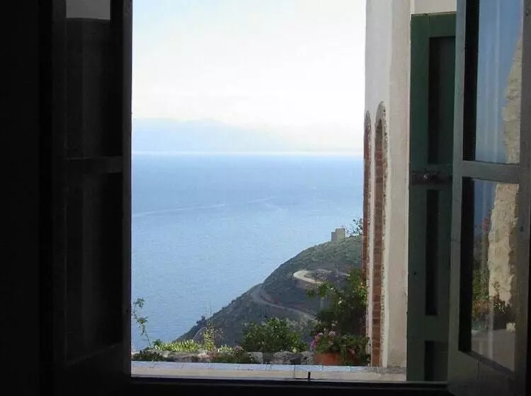 Aamiaismajoitus (B&B) Baglio La Luna