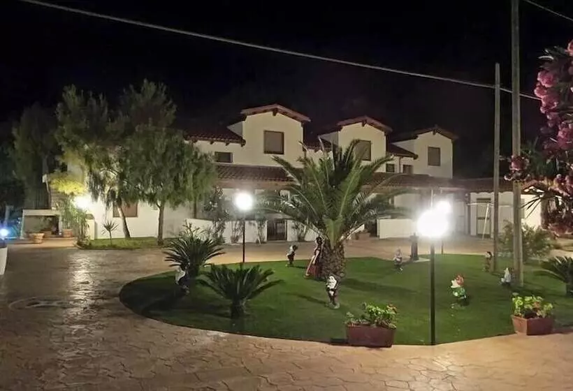 Hotelli Camping Riviera Village