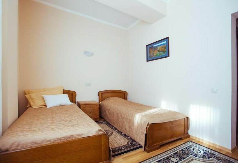 Отель Park Lesnoe