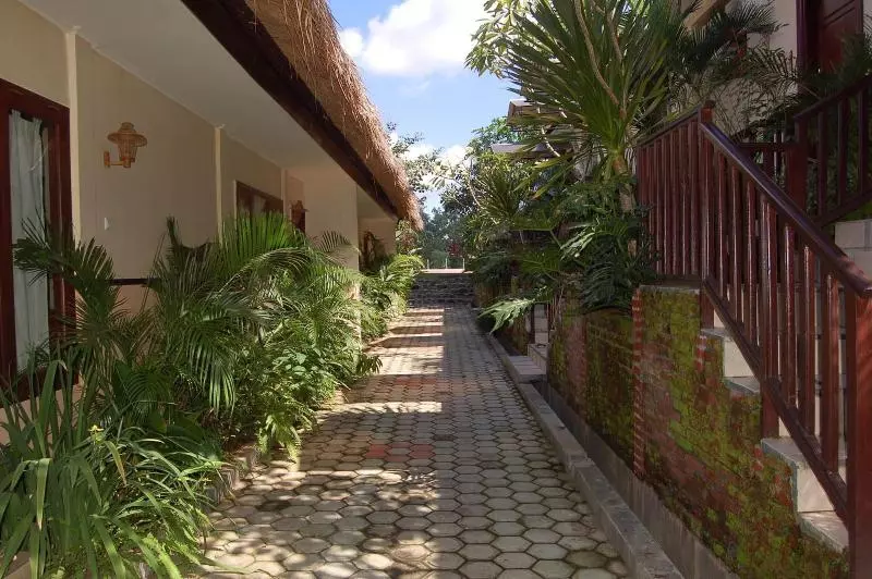 Hotelli Swaloh Hill Resort