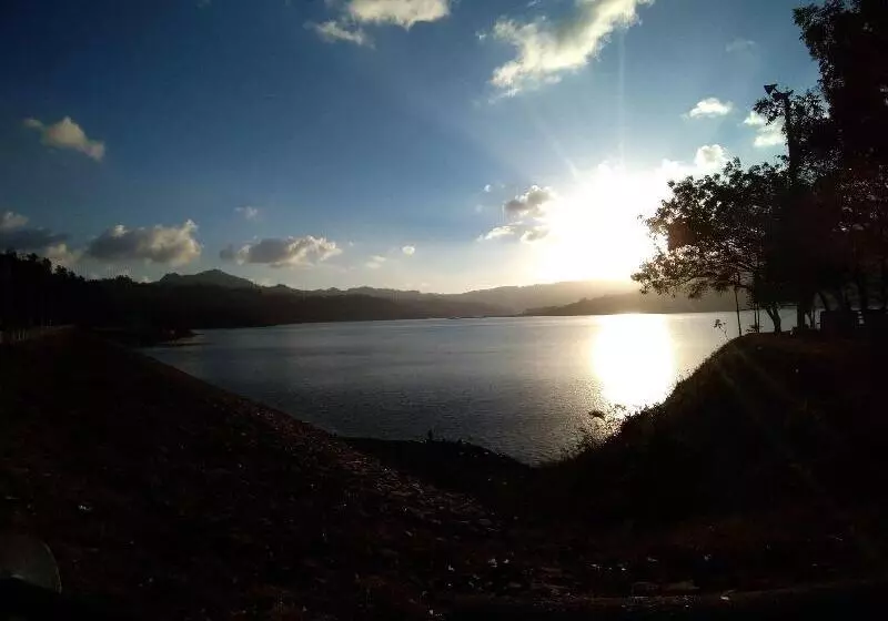 Hotelli Swaloh Hill Resort