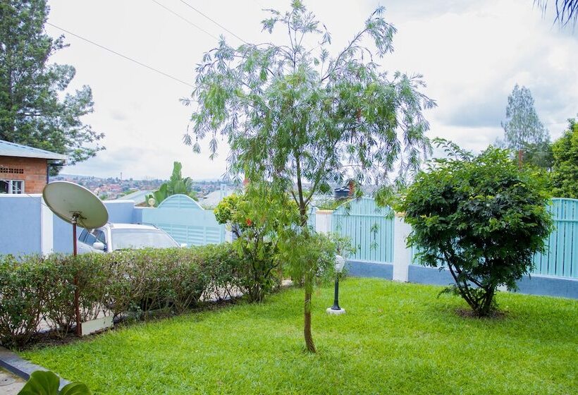 بنسيون Airport Appex Motel