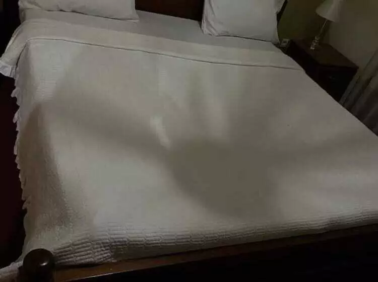 پانسیون Airport Appex Motel
