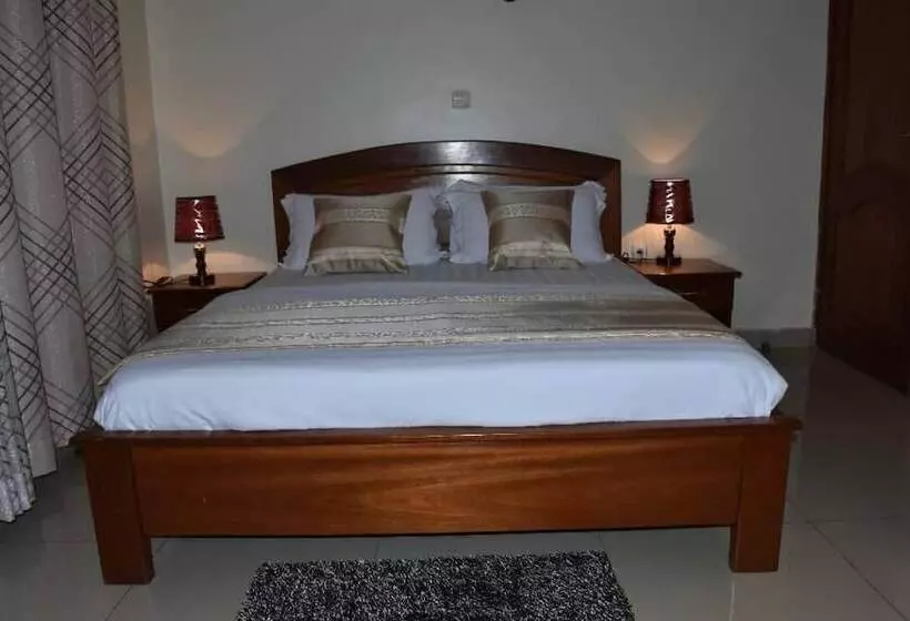 پانسیون Airport Appex Motel