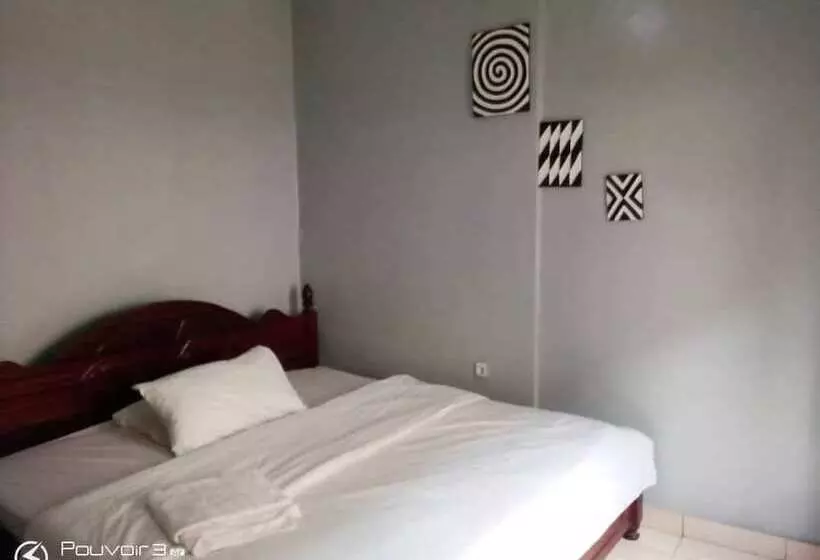 پانسیون Airport Appex Motel