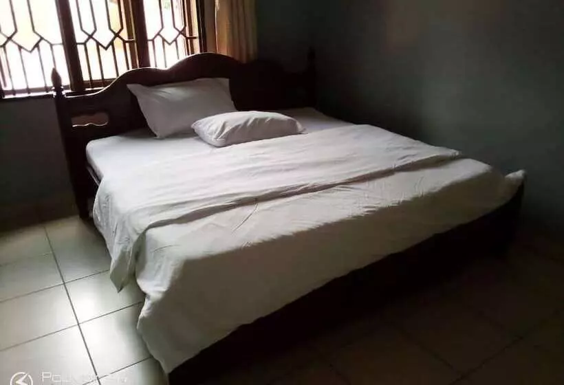 پانسیون Airport Appex Motel