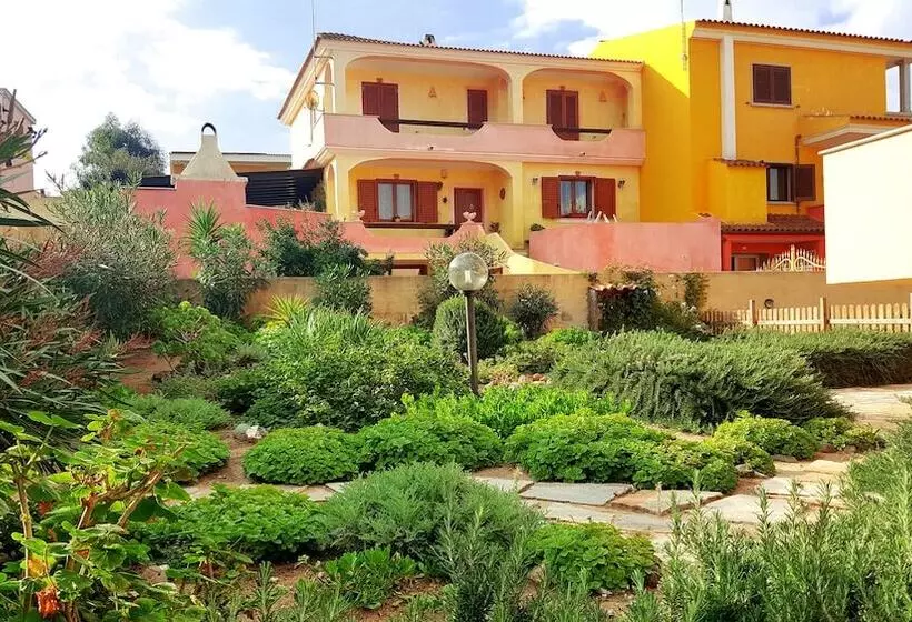 Majatalo Gardenhouse