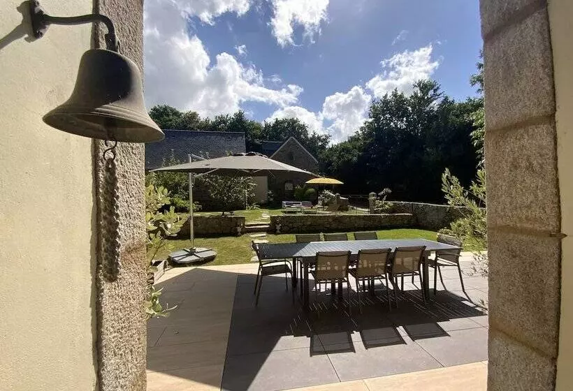 Majatalo Gîte Ti Liv Haut En Couleurs