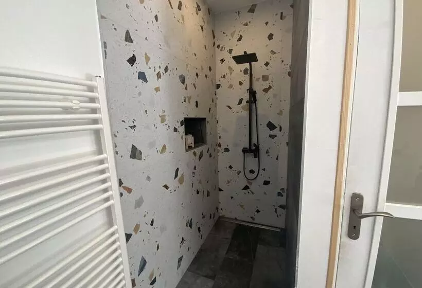 Majatalo Gîte Ti Liv Haut En Couleurs