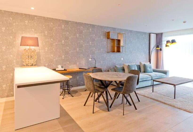 Acropolis Luxury Appartments I Hotelservice And Free Parking