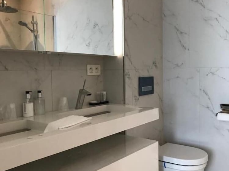 Acropolis Luxury Appartments I Hotelservice And Free Parking