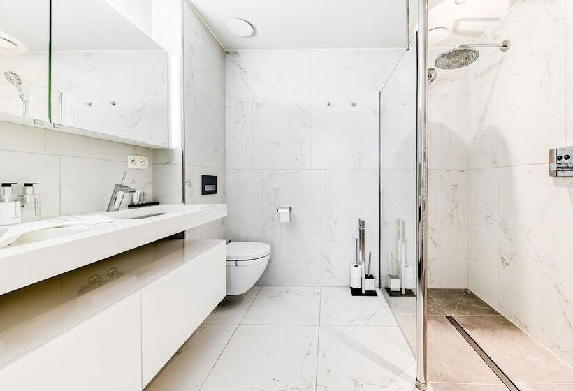 Acropolis Luxury Appartments I Hotelservice And Free Parking