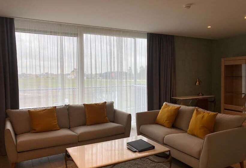 Acropolis Luxury Appartments I Hotelservice And Free Parking