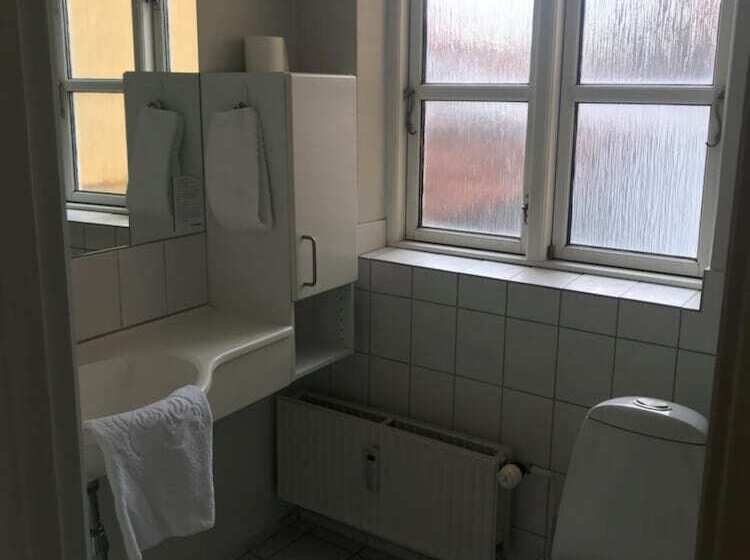 City Hotel Apartments