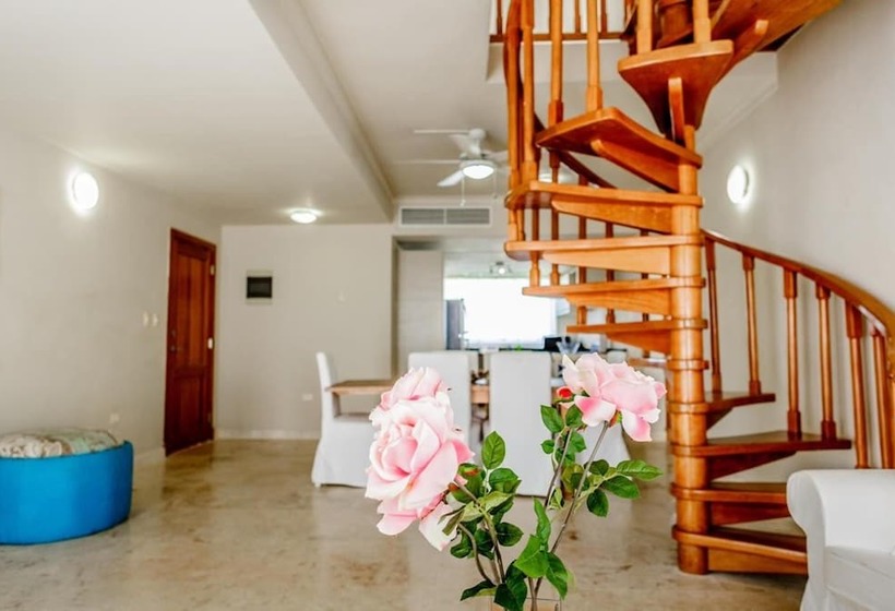 Everything Punta Cana Pool & Beach