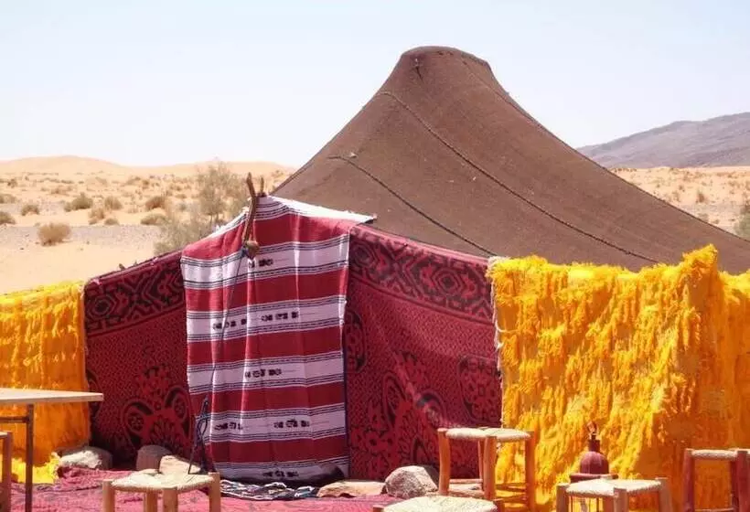 ホテル Bivouac Ouzina Porte De Sahara