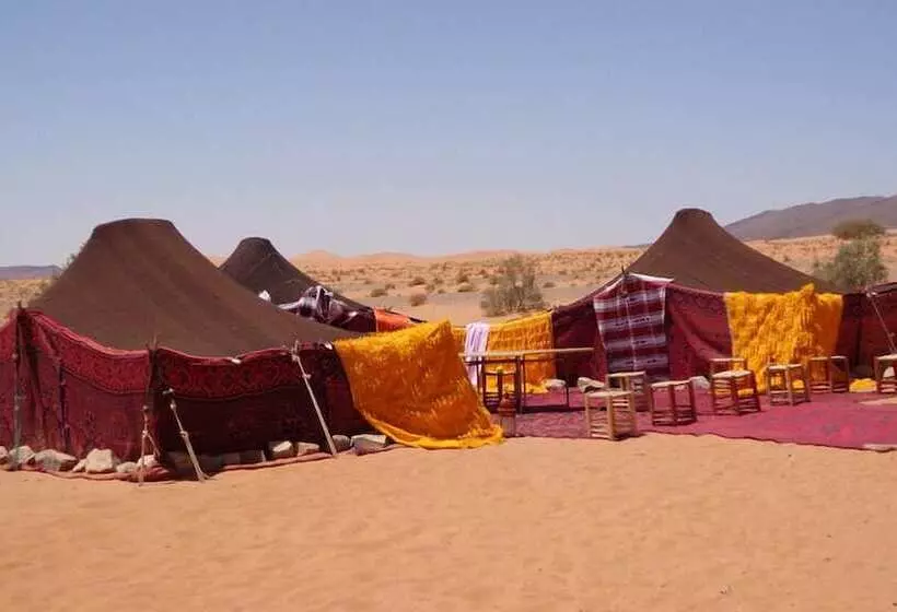 ホテル Bivouac Ouzina Porte De Sahara