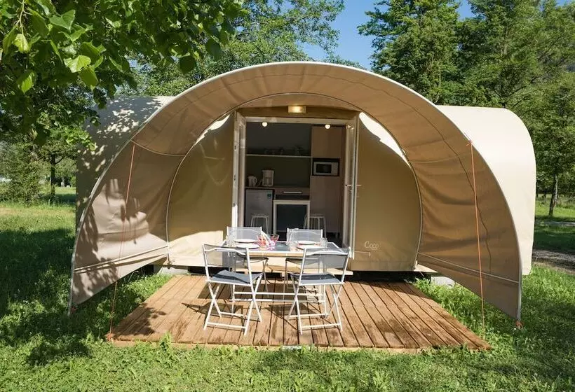 Hotelli Les Berges Du Bramont   Tentes