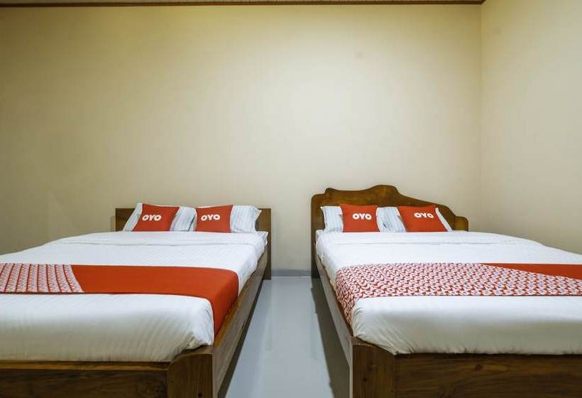 בית מלון כפרי Reddoorz Syariah Near Tugu Lampu Gentur Cianjur