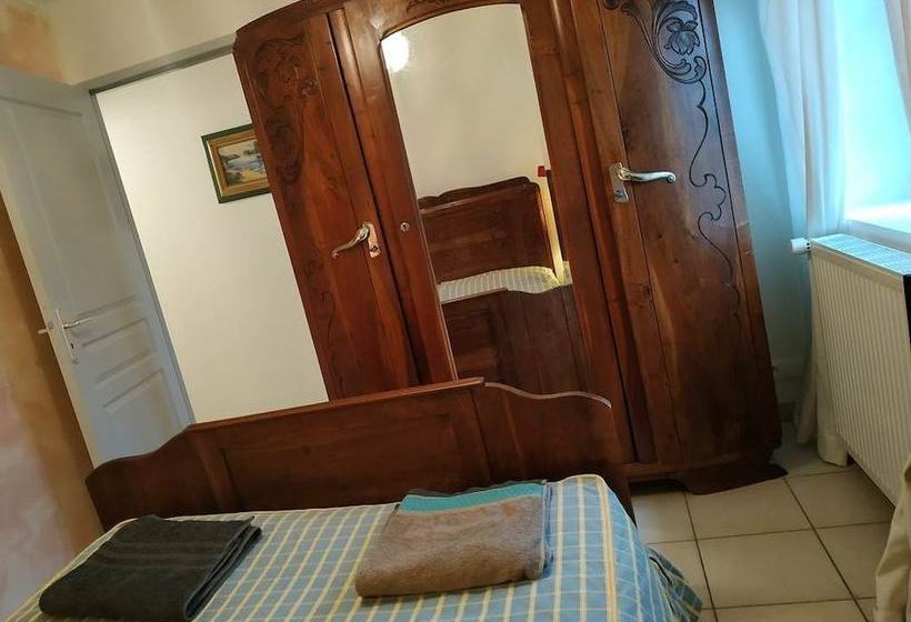 Les Meulières  Le Gite