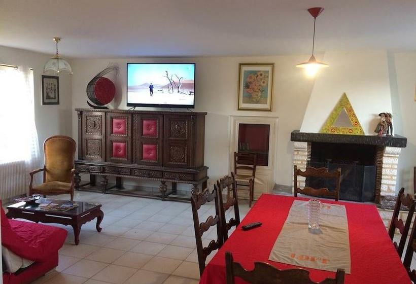 Les Meulières  Le Gite