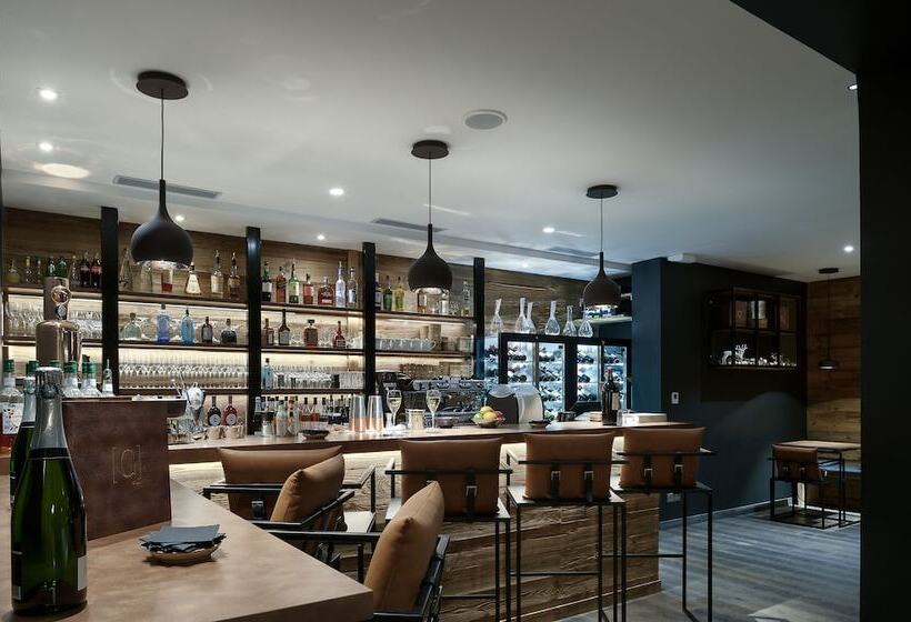 Mammoth Lodge Apartment T4 D03