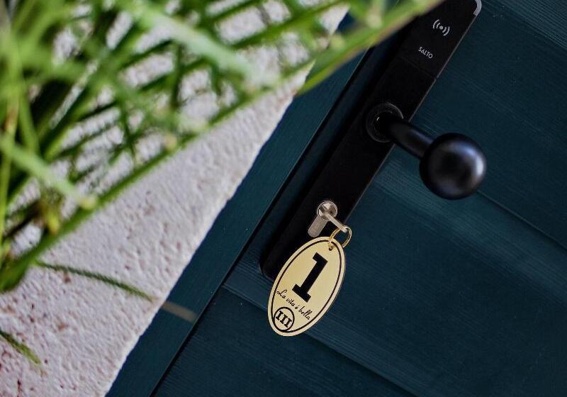 بنسيون La Vita E Bella Iii