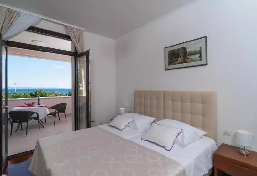 ペンション Luxury Rooms Near The Beach1