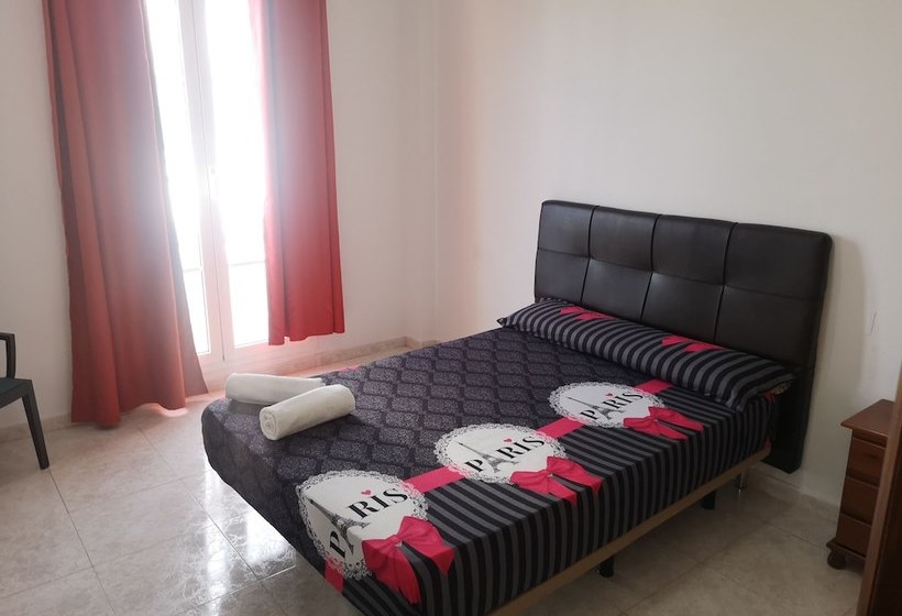 펜션 Rooms Tampico