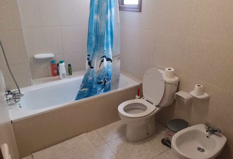 펜션 Rooms Tampico