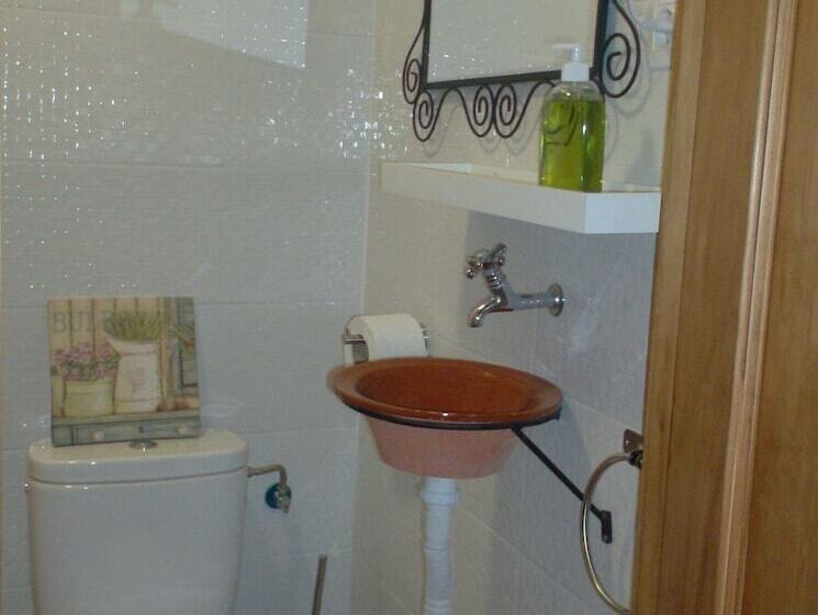 هاستل Rocio Rooms