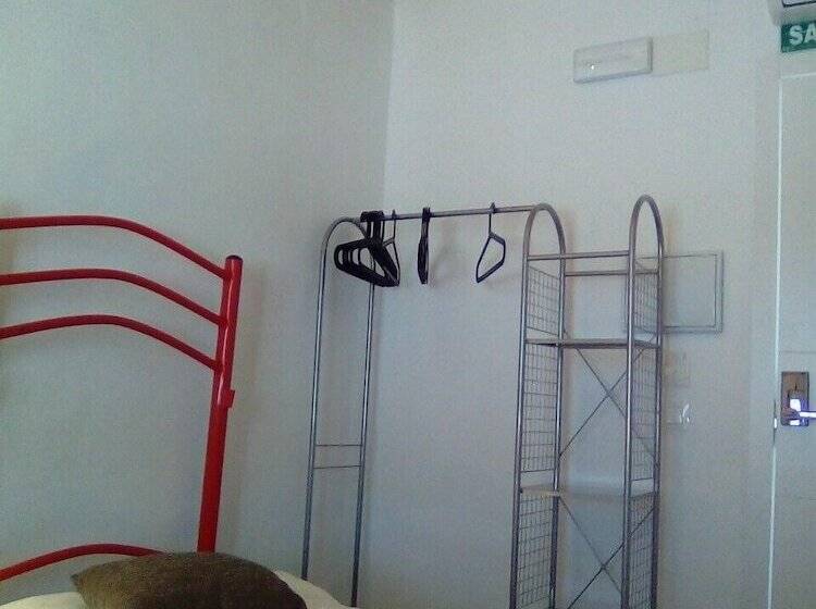 هاستل Rocio Rooms