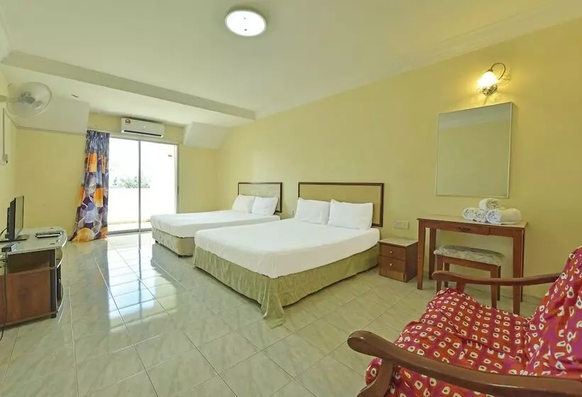 هتل Apartment Teluk Batik