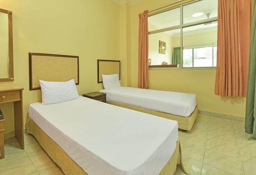 Hotel Apartment Teluk Batik