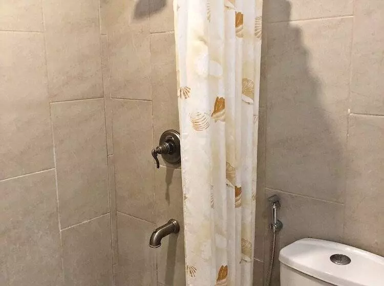 Hotelli Overlooking Lagoon At Sitio De Amor