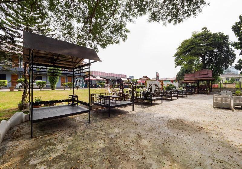 فندق Oyo 75370 Saowanee Resort And Apartment