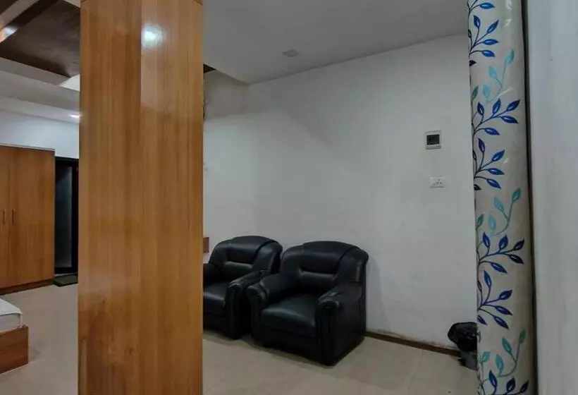 ホテル Pphliving Khaleej Residency