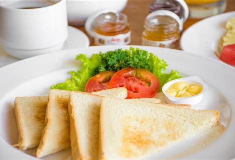 호텔 Rotano Suites  Kempegowda International Airport Bangalore