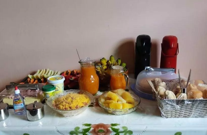 ペンション Pousada Mont Hebrom